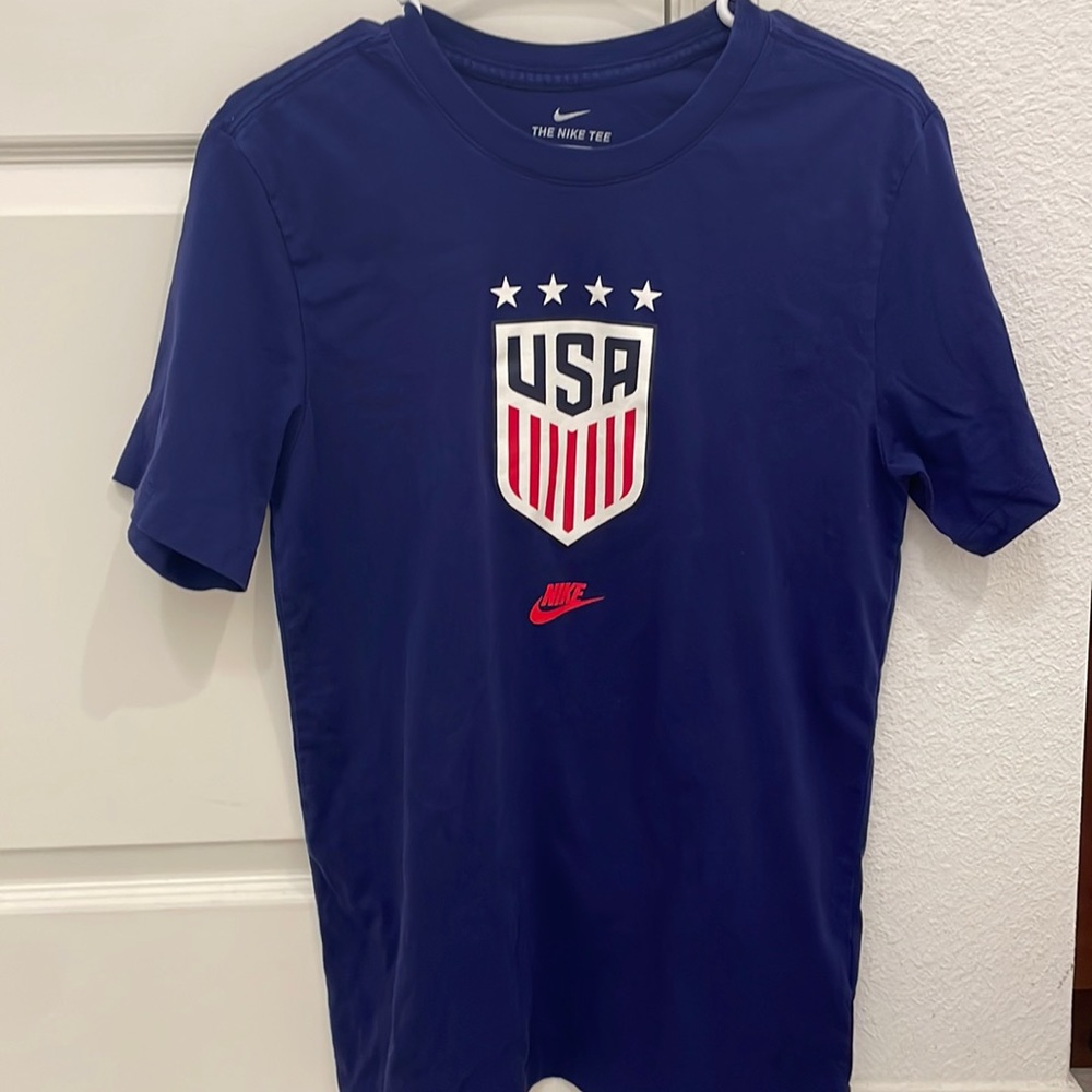 USA crest Nike T-shirt